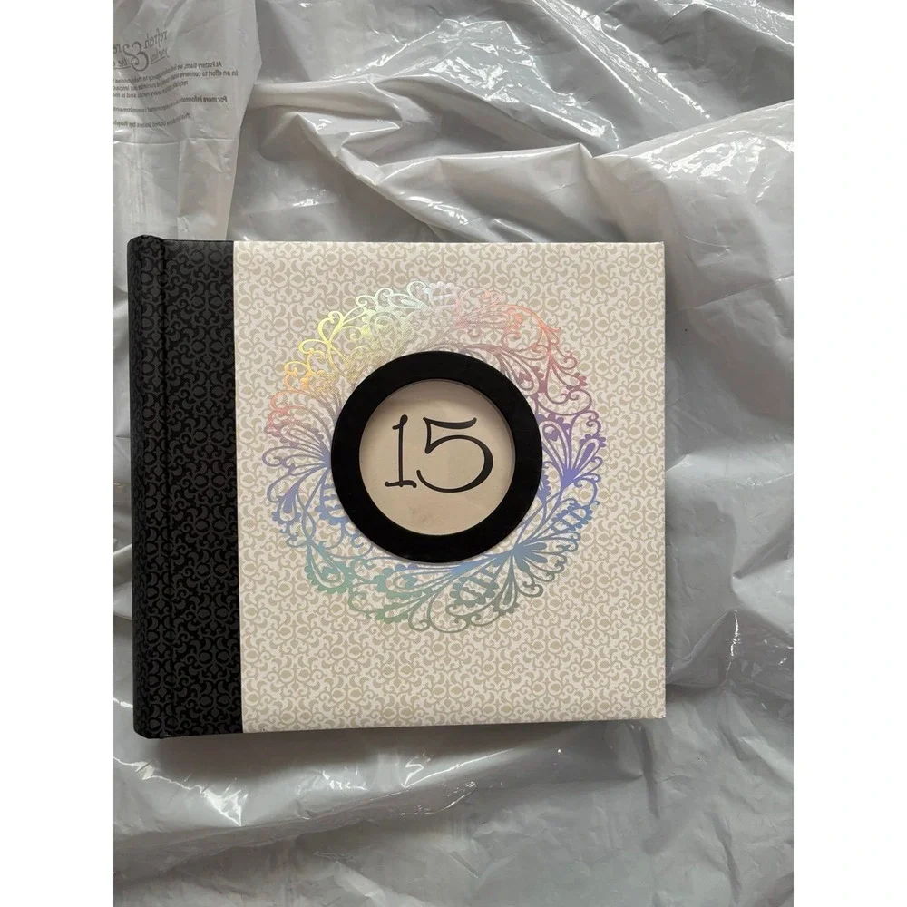 Hallmark‎ Quinceañera Photo Album